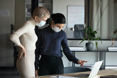 Sandler Research Center Survey_ “Leading from the Front in Challenging Times”